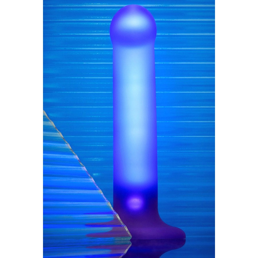 Dildo lumineux violet - Strap-On-Me
